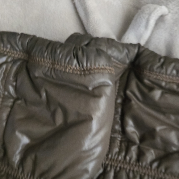 CAT Caterpillar Women's Wedge Olive Winter Boots size 8.5 NWOT - Picture 9 of 12